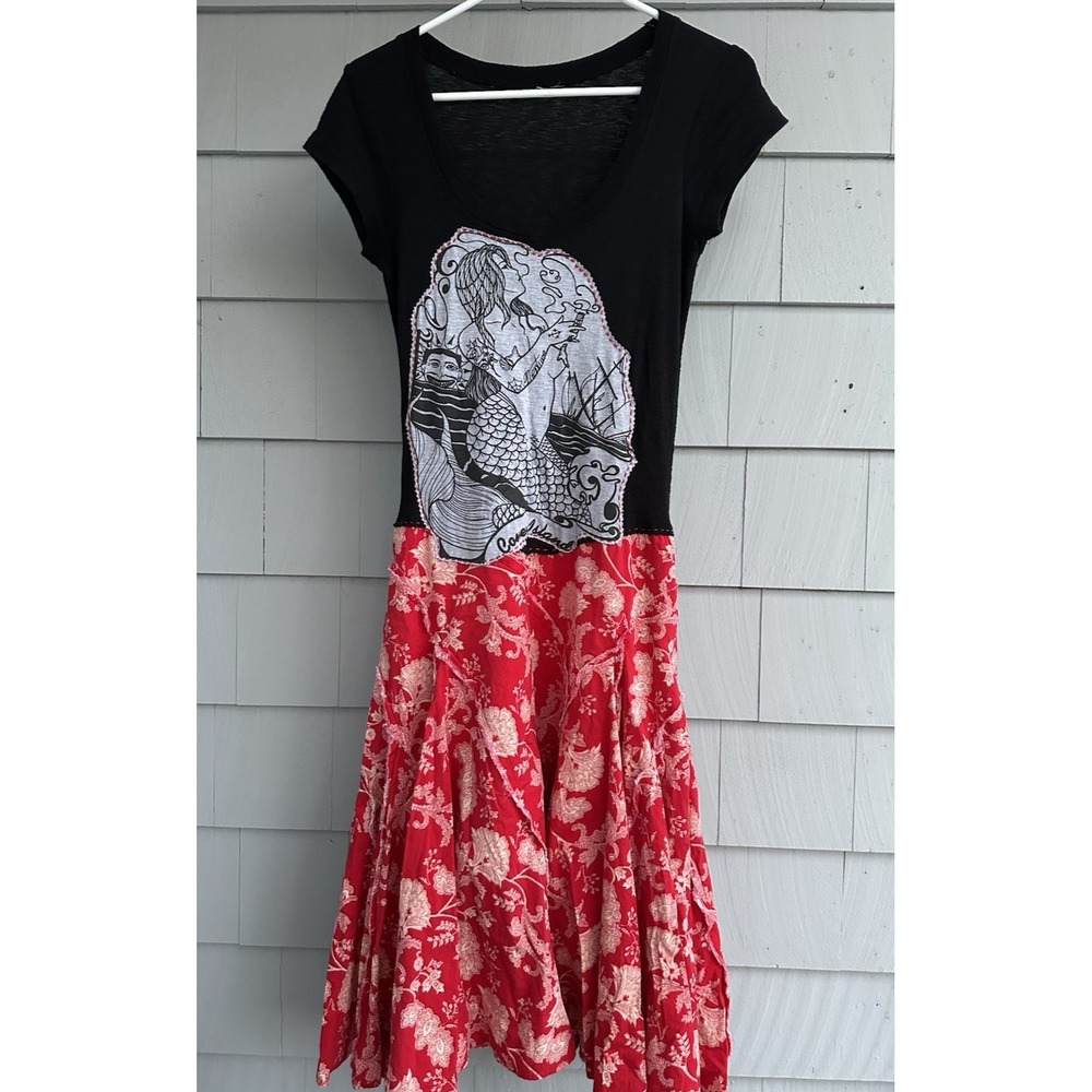Handmade Etsy Sundress Mermaid Graphic Tee Bodice Red Floral Skirt Sz M (no tag)